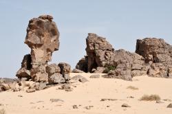 Sandsteinformation westlich Tassili N`Ajjer
(Foto: Dr. W. Zielonkowski)